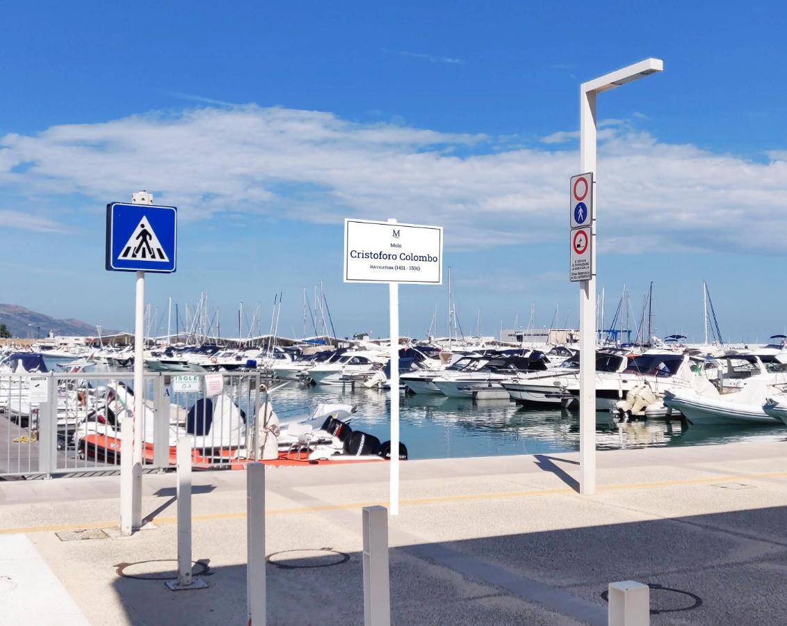 Hotel Marina Del Gargano Houseboat Manfredonia Exteriér fotografie