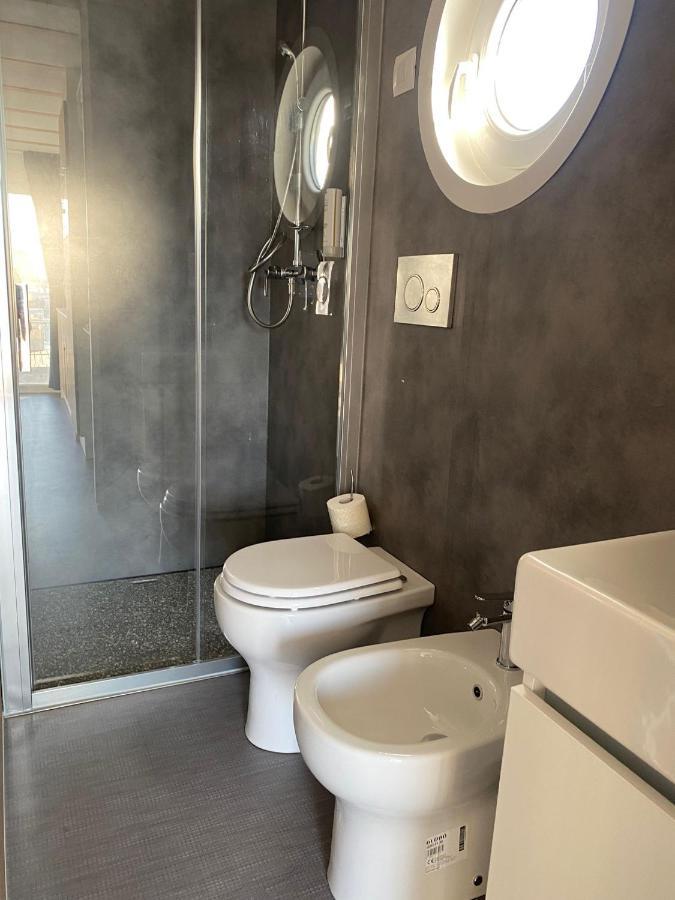 Hotel Marina Del Gargano Houseboat Manfredonia Exteriér fotografie