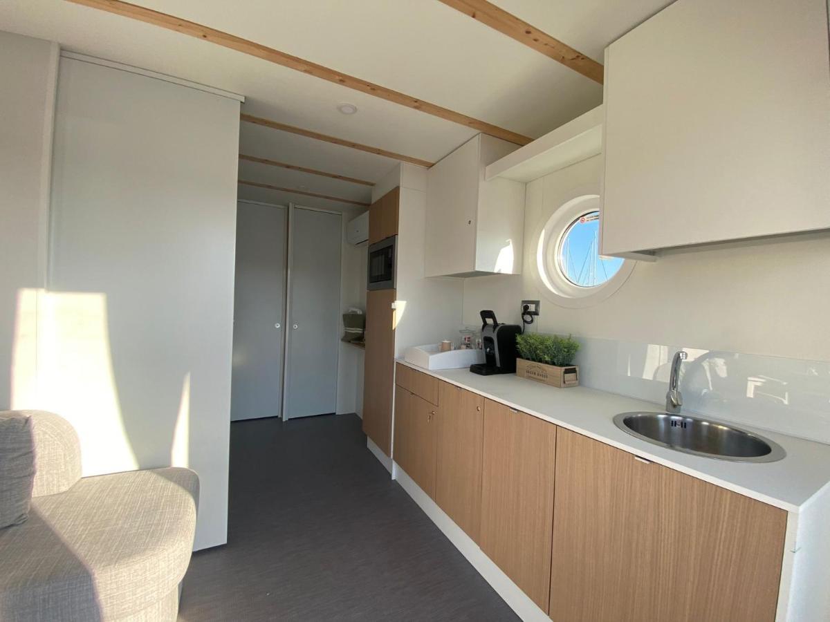 Hotel Marina Del Gargano Houseboat Manfredonia Exteriér fotografie
