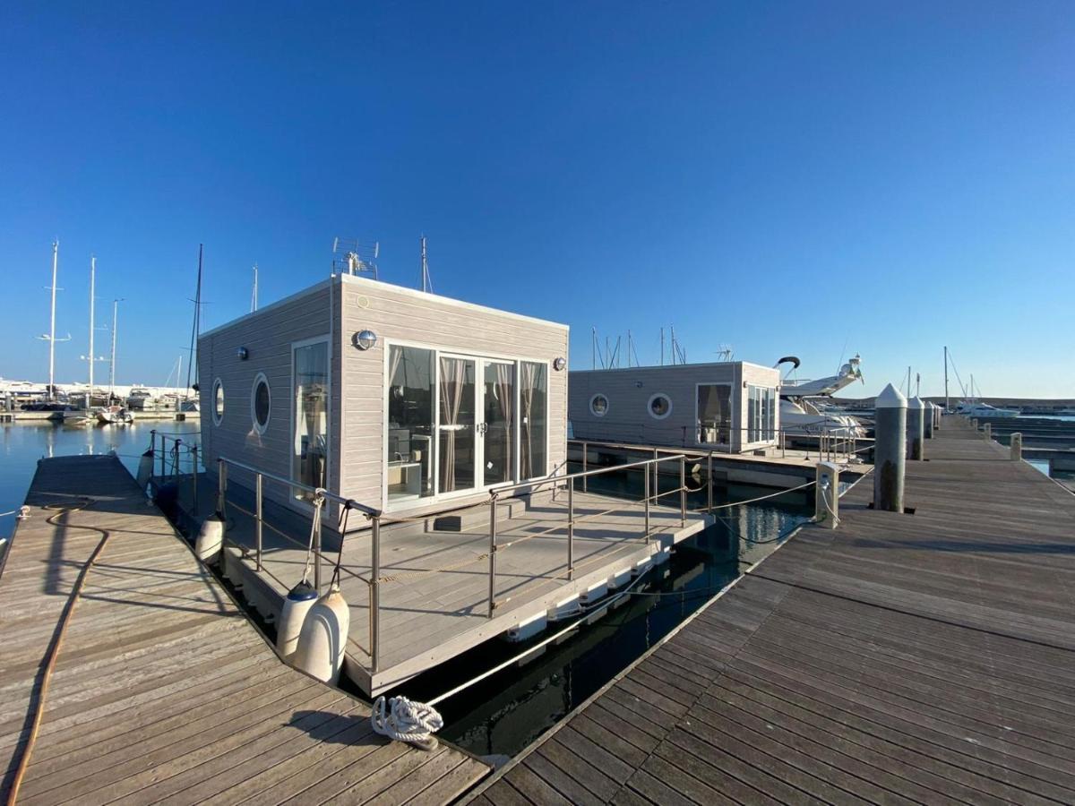 Hotel Marina Del Gargano Houseboat Manfredonia Exteriér fotografie
