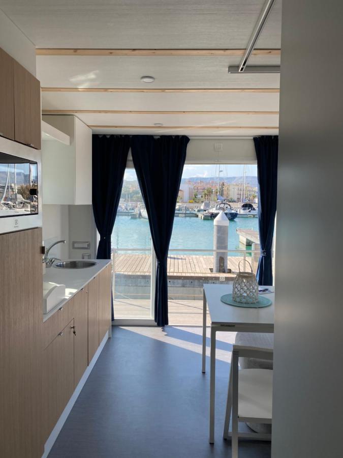 Hotel Marina Del Gargano Houseboat Manfredonia Exteriér fotografie