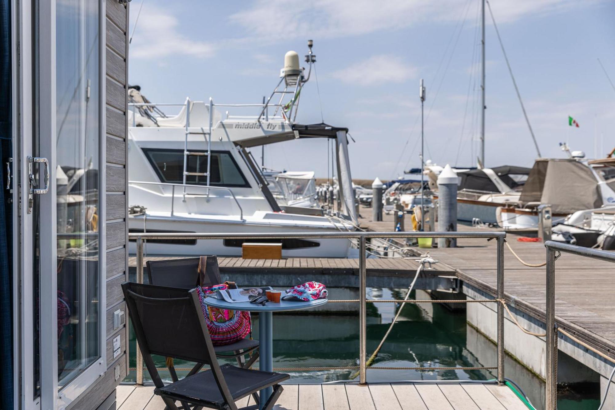 Hotel Marina Del Gargano Houseboat Manfredonia Exteriér fotografie